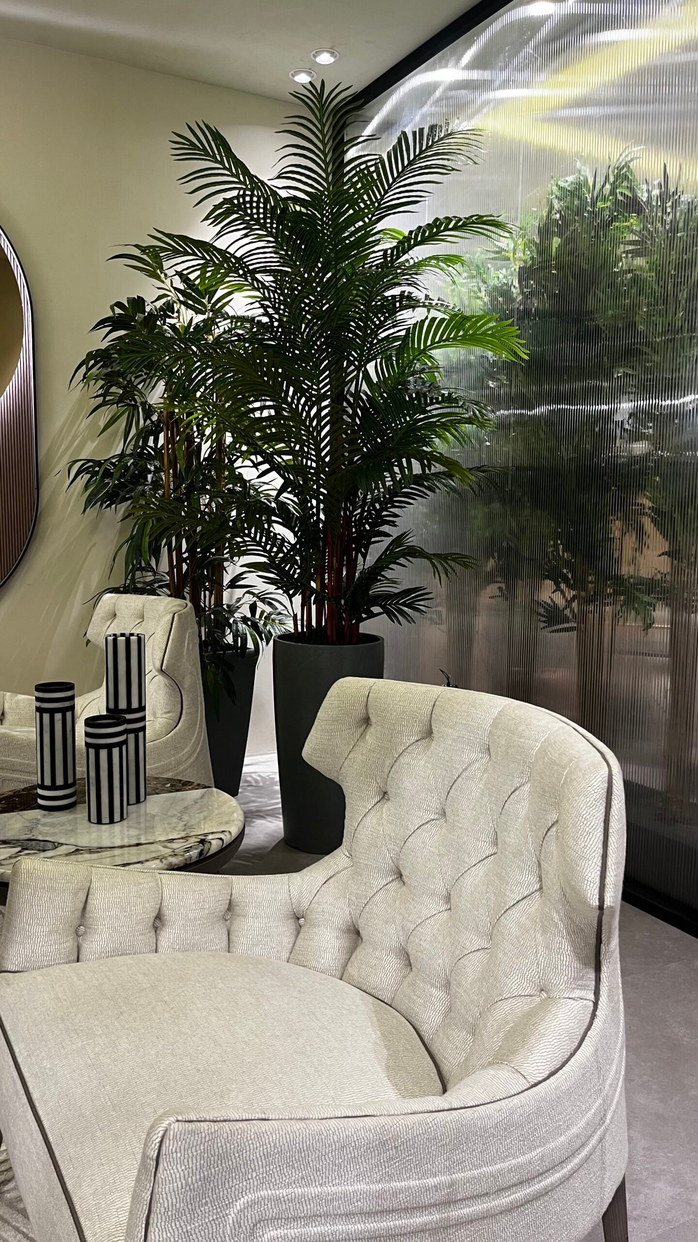Home [luxaurainteriors.com]